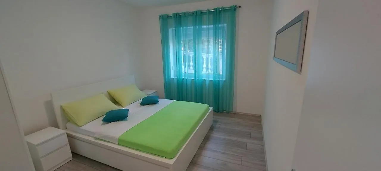 Apartman Ema Apartment Crikvenica 0*,  Croatia
